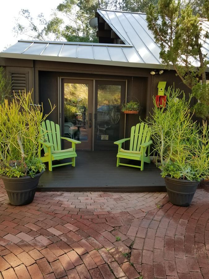 Rainbow Guest House Fallbrook Exterior foto